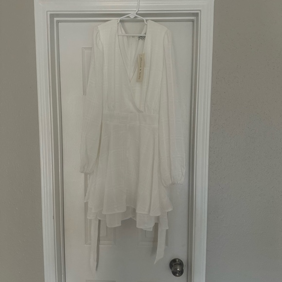NWT White Allison & Kelly Cottage Core Dress - Picture 4 of 8